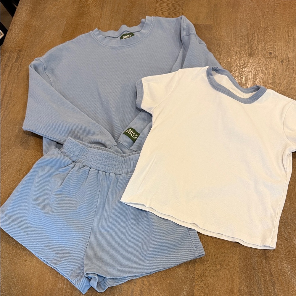 Daily Drills mist and White thermal Set